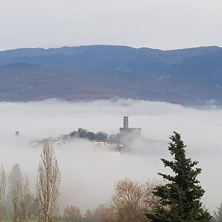Casa Ugo Lägenhet Poppi Exteriör bild
