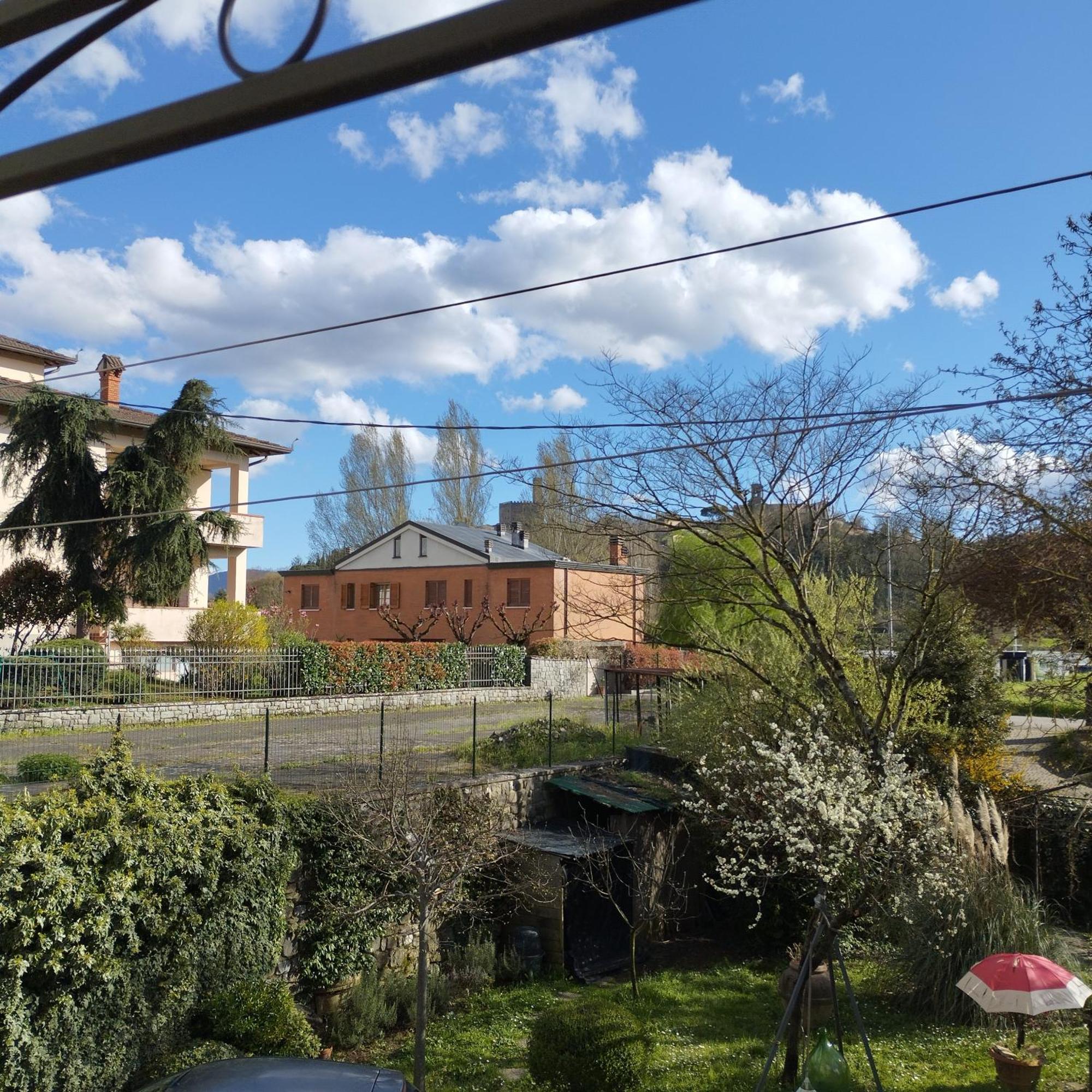 Casa Ugo Lägenhet Poppi Exteriör bild
